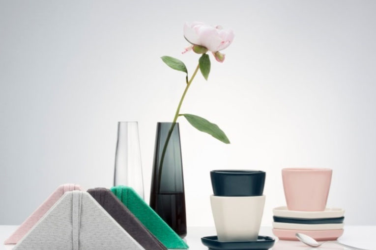 De sfeervolle X Issey Miyake-lijn brengt de lente naar jouw woning